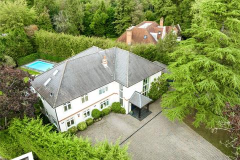 Taftiog Moles Hill, Oxshott, Leatherhead, KT22 0QB