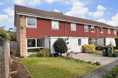 14 Burnham Drive, Reigate, RH2 9HD