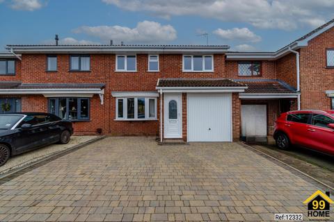 4 bedroom semi-detached house for sale, Buttermere Court, Wolverhampton, West Midlands, WV6