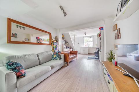27 Latimer Road, Teddington, TW11 8QA