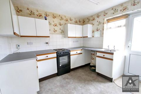 3 bedroom terraced house to rent, Westbury Crescent, BS23