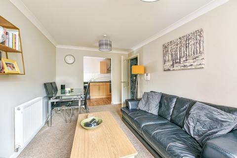 1 bedroom flat for sale, Robins Court, Alresford, Hampshire