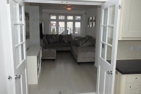 25 Conrad Drive, Worcester Park, KT4 8PR