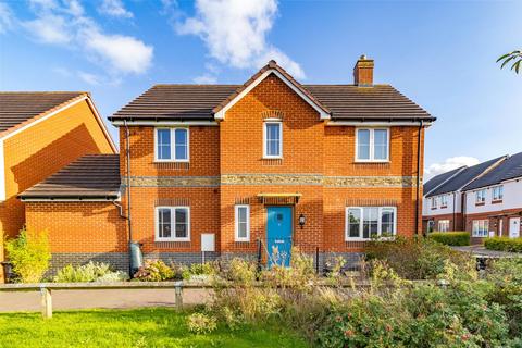 6 Ceres Road, Blunsdon, Swindon, SN26 8AF