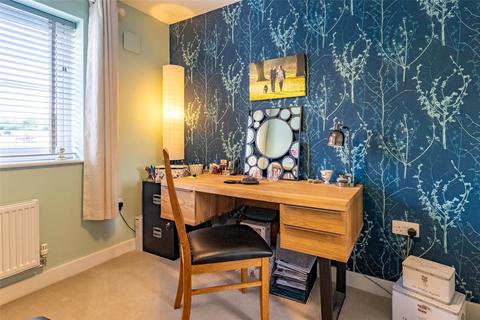 6 Ceres Road, Blunsdon, Swindon, SN26 8AF