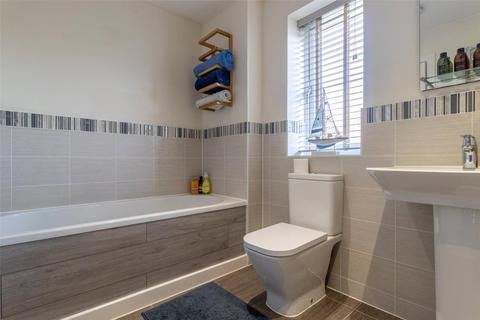 6 Ceres Road, Blunsdon, Swindon, SN26 8AF