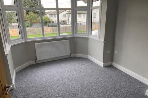 3 bedroom terraced house to rent, Marrilyne Avenue, Enfield, EN3