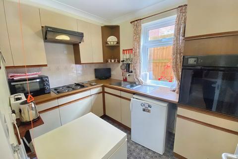 1 bedroom retirement property for sale, Parkstone Road, Poole, Dorset, BH15