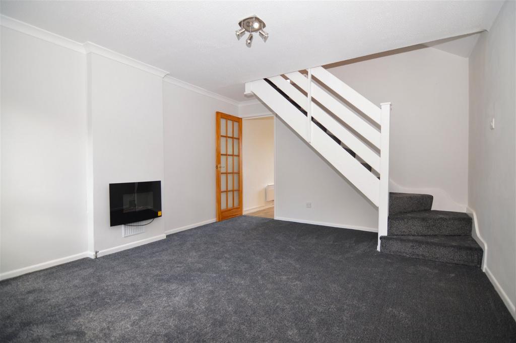 Conway Gardens, Falmouth, TR11 4LN 2 bed terraced house for sale £250,000