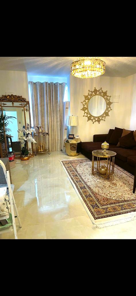 Apartment in Ilford - View 5