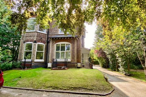 3 bedroom flat for sale, Palatine Road, West Didsbury, Manchester, M20