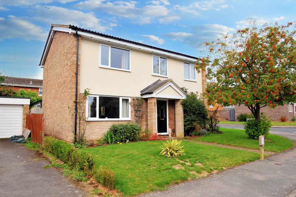 Milton Avenue, Eaton Ford PE19 4 bed detached house for sale £495,000
