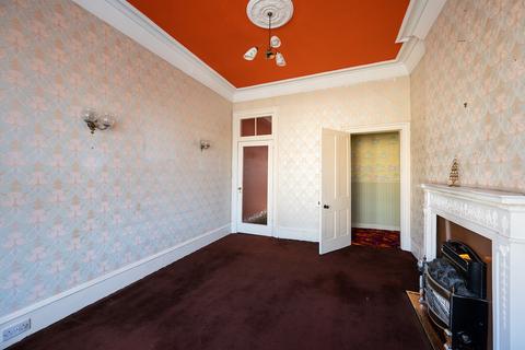 37/4 Elm Row, Edinburgh, EH7 4AH