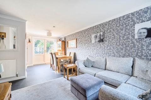 3 bedroom end of terrace house for sale, Hermitage Close,  Farnborough, GU14