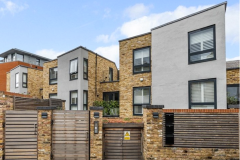 4 bedroom mews to rent - Pattison Road, London, NW2
