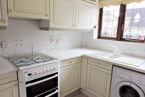 8 Rushmon Villas, New Malden, KT3 6BZ