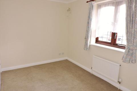 8 Rushmon Villas, New Malden, KT3 6BZ