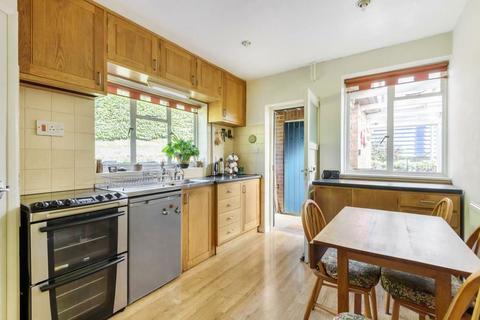 3 bedroom bungalow for sale - Floodgates, Kington, Herefordshire, HR5 3NF
