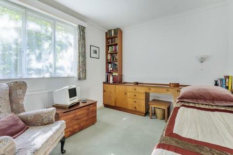 3 bedroom bungalow for sale - Floodgates, Kington, Herefordshire, HR5 3NF