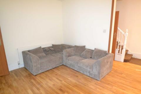 House share to rent, Drayton Gardens, West Ealing Available from 6th November 2023