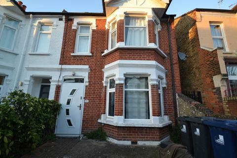 House share to rent, Drayton Gardens, West Ealing Available from 6th November 2023