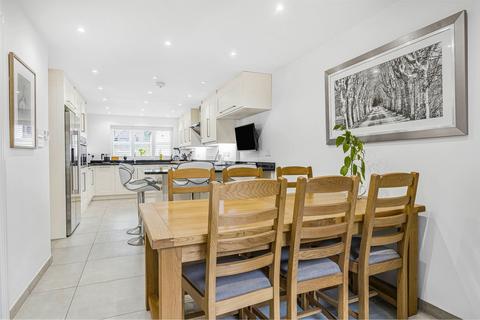 15 Copperfields, High Wycombe, HP12 4AN