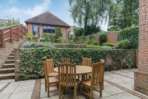 15 Copperfields, High Wycombe, HP12 4AN