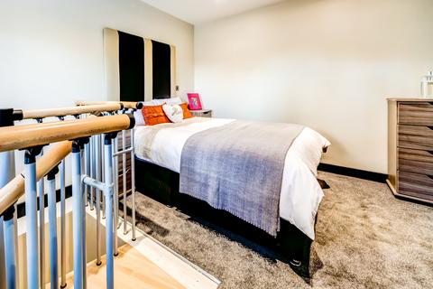6 bedroom house to rent, ST ANNS RISE, Leeds