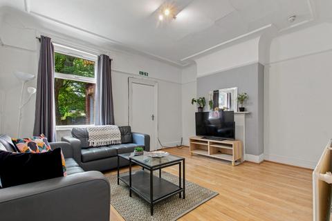 5 bedroom house to rent, GROVE GARDENS, Leeds