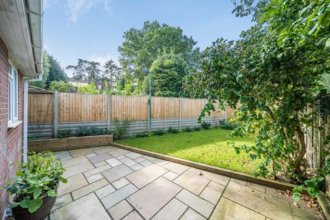 22 Dudley Close, Whitehill, Bordon, GU35 9PY