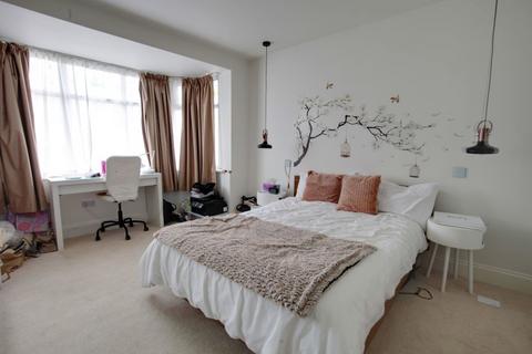 171 Gorseway, Romford, RM7 0SA