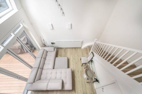 1 bedroom house to rent, Keirin Road, Stratford, London, E20
