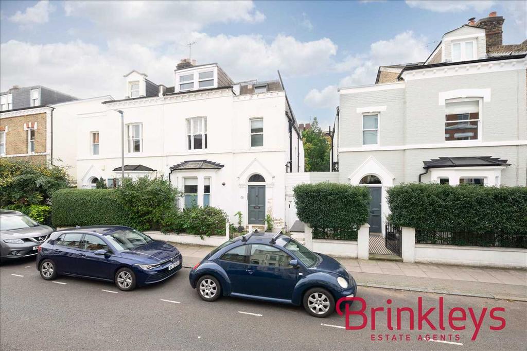 Disraeli Road, London 2 bed apartment £2,200 pcm (£508 pw)