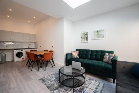 Studio to rent, Upper Richmond Road (5), Putney, London, SW14