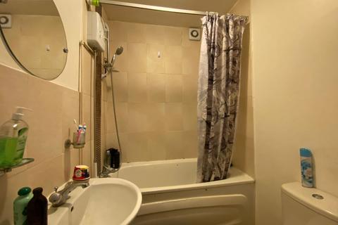 27 Franklin Crescent, Mitcham, CR4 1ND