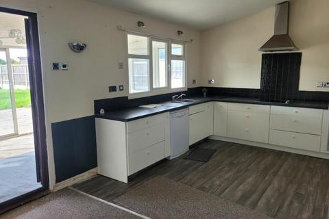 3 bedroom semi-detached house for sale - Churchfield Road, Outwell, Wisbech, Norfolk, PE14 8RL