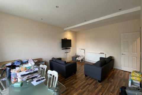 217 Albert Road, London, E16 2JS