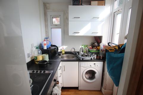 370 Downham Way, Bromley, BR1 5NR