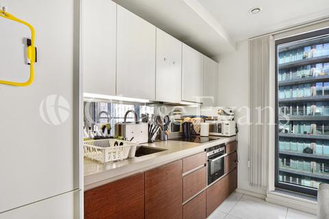 Studio for sale, Baltimore Wharf, Canary Wharf, London, E14