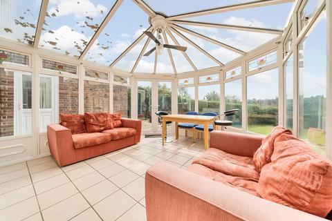 30 Fox Lane, Winchester, SO22 4DY