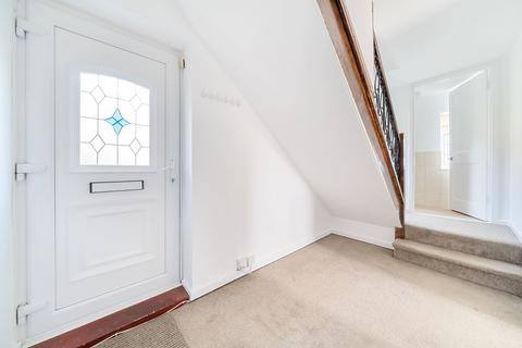 30 Fox Lane, Winchester, SO22 4DY