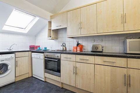 1 bedroom in a house share to rent, VICTORIA ROAD, Leeds