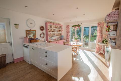 11 Abbott Close, Ottery St Mary, EX11 1FH