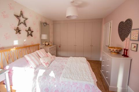 11 Abbott Close, Ottery St Mary, EX11 1FH