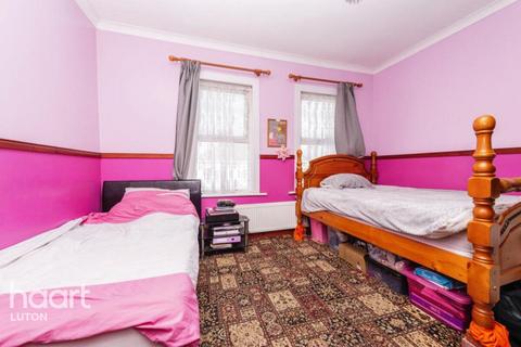 87 Selbourne Road, Luton, LU4 8LR