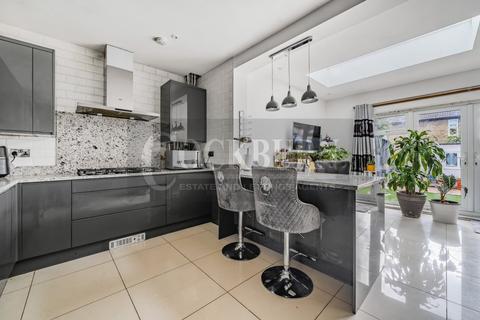 6 Lionel Road, London, SE9 6DQ