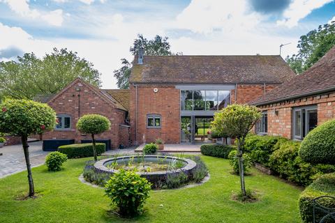 4 bedroom barn conversion for sale, Kenilworth CV8