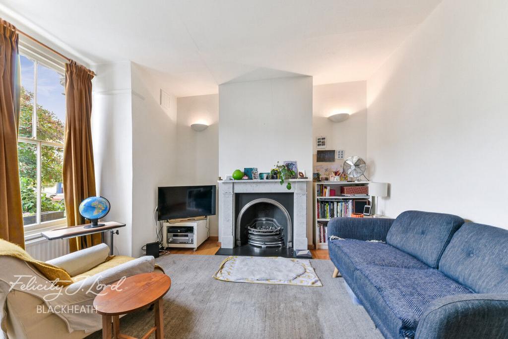 Bramshot Avenue, London, SE7 2 bed £375,000