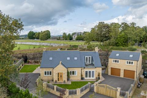 5 bedroom detached house for sale - 5 Middleham View, Harmby