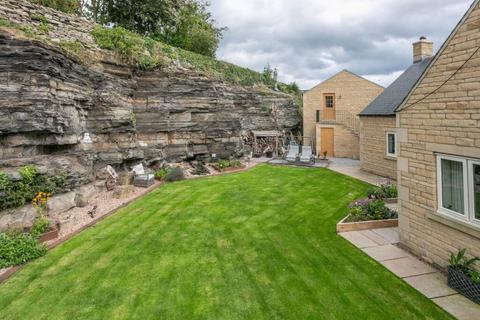5 bedroom detached house for sale, 5 Middleham View, Harmby